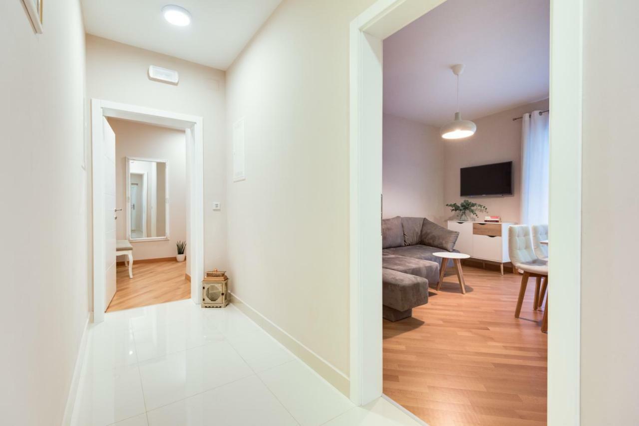 Apartments Dalmatino Vodice Exterior photo