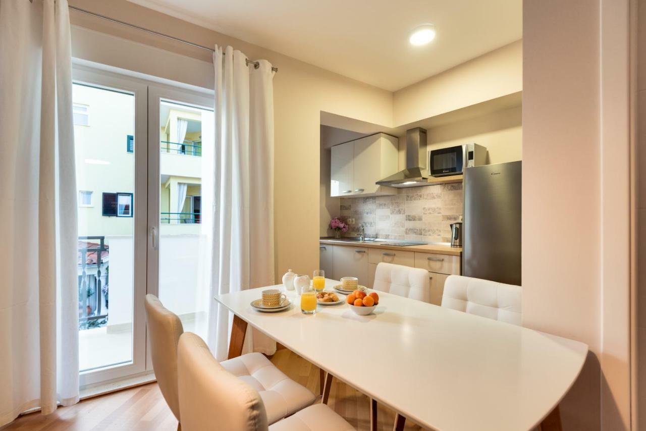 Apartments Dalmatino Vodice Exterior photo