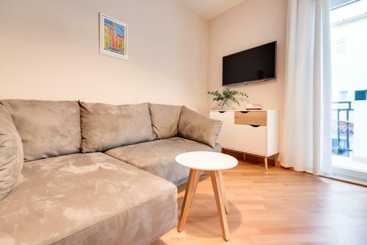 Apartments Dalmatino Vodice Exterior photo